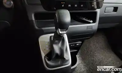 Hyundai Staria 2023 3.5 гидро в Москве № 1288427, миниатюра 9
