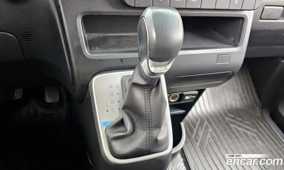 Hyundai Staria 2022 2.2 гидро в Москве № 1288429, фото 9