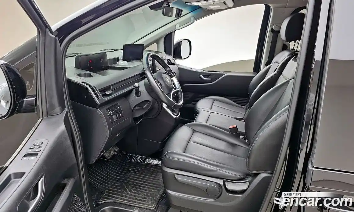 Hyundai Staria 2022 2.2 гидро в Москве № 1288429, фото 10