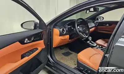 Kia K3 2022 1.6 Автомат в Москве № 1288857, миниатюра 10