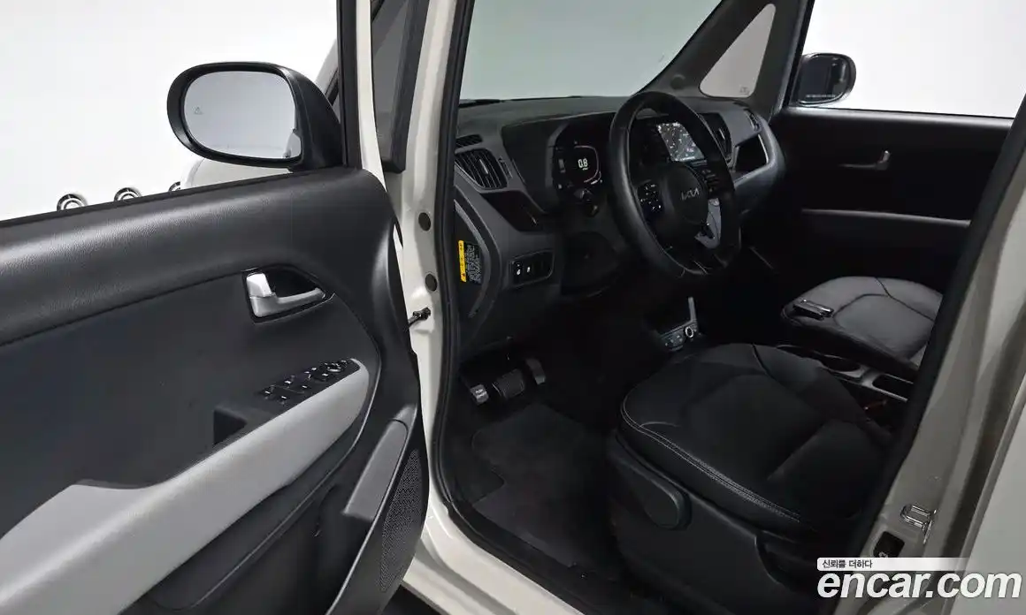 Kia Ray 2023 1.0 Автомат в Москве № 1288909, фото 10