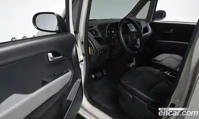 Kia Ray 2023 1.0 Автомат в Москве № 1288909, миниатюра 10