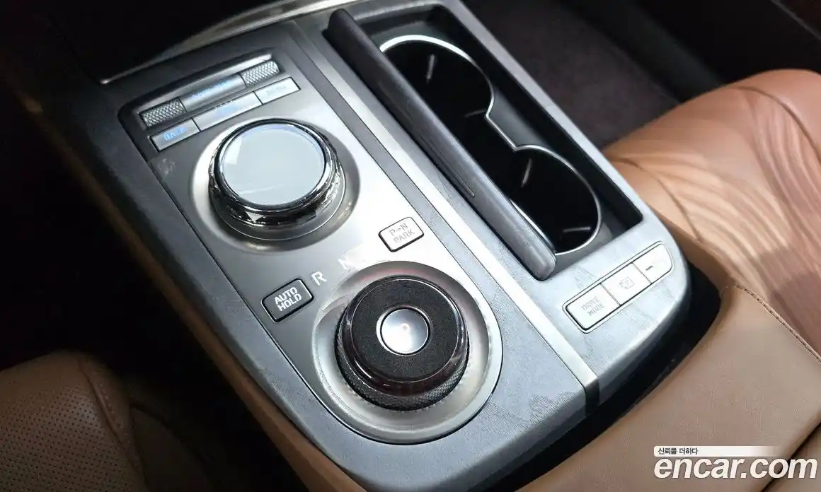 Genesis G80 2023 2.5 Автомат в Москве № 1288973, фото 9