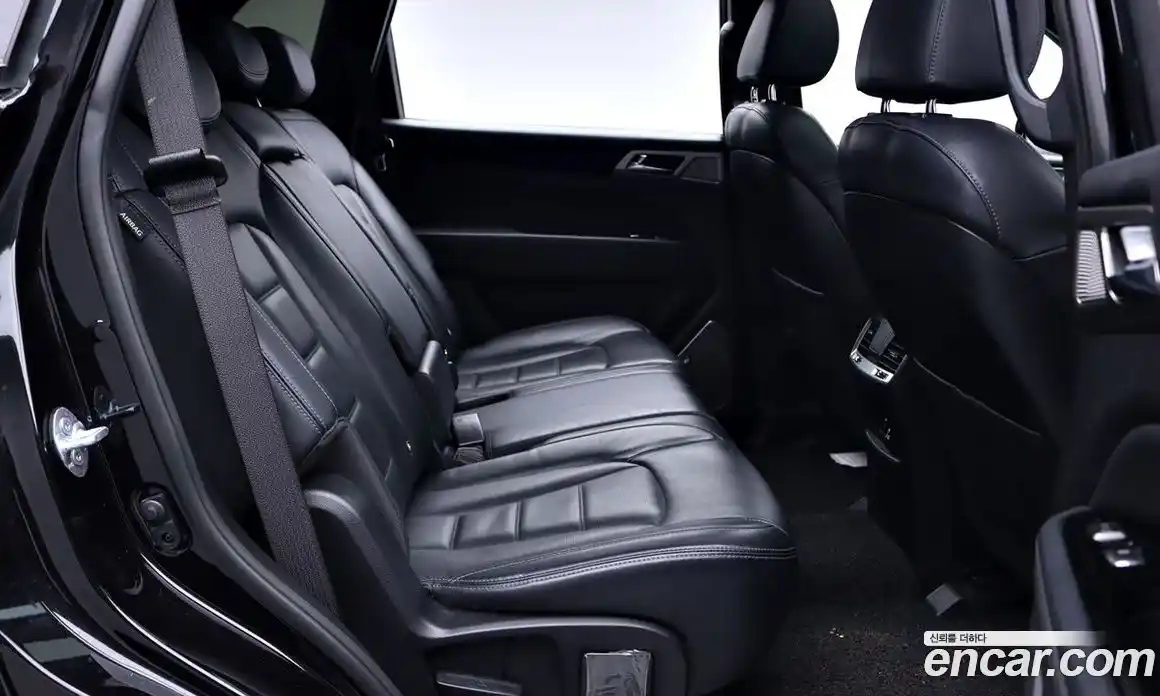 SsangYong Rexton 2018 2.2 Автомат в Москве № 1289260, фото 8