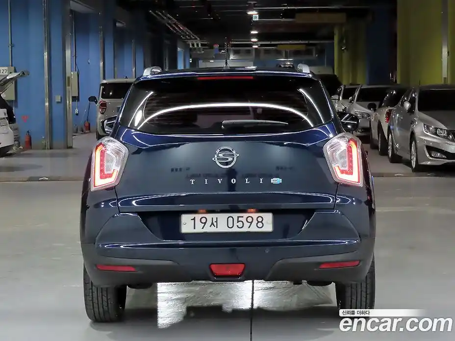 SsangYong TIBOLI 2016 1.6 Автомат в Москве № 1289799, фото 4