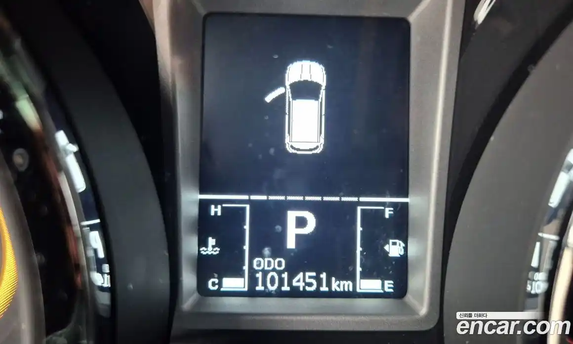 SsangYong TIBOLI 2016 1.6 Автомат в Москве № 1289835, фото 18