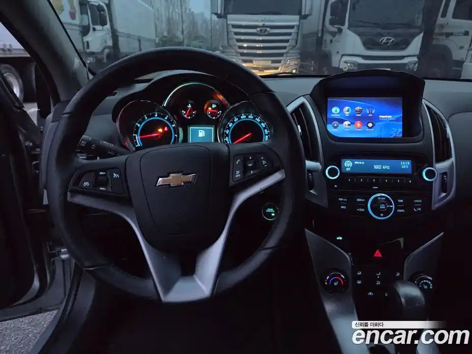 Chevrolet Cruze 2015 1.4 Автомат в Москве № 1290226, фото 13