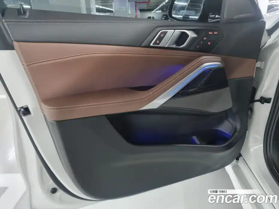 BMW X6 2023 3.0 Автомат в Москве № 1290526, фото 12