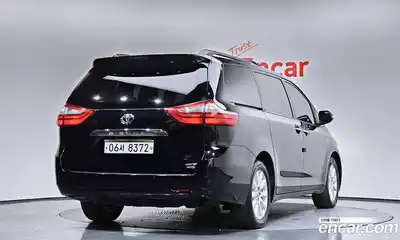 Toyota Sienna 2017 3.5 гидро в Москве № 1290575, миниатюра 2