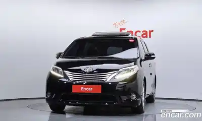Toyota Sienna 2017 3.5 гидро в Москве № 1290575, миниатюра 3