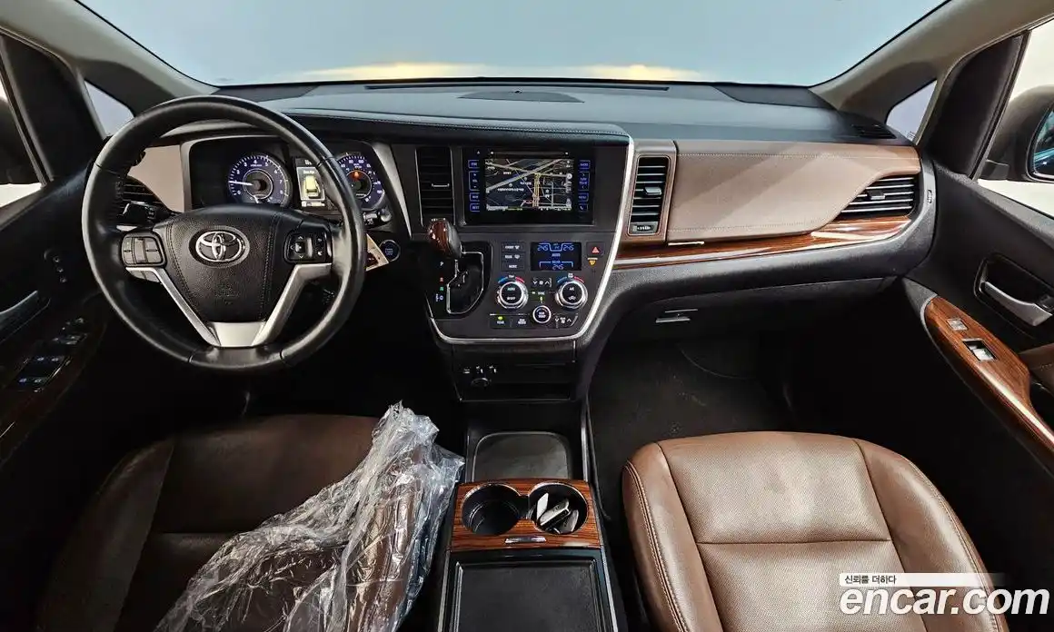 Toyota Sienna 2017 3.5 гидро в Москве № 1290575, фото 7