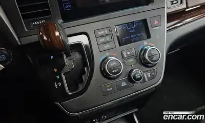 Toyota Sienna 2017 3.5 гидро в Москве № 1290575, миниатюра 9