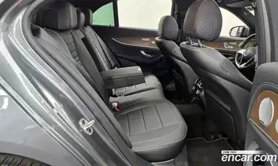 Mercedes-Benz E-Class 2021 2.0 гидро в Москве, миниатюра 12