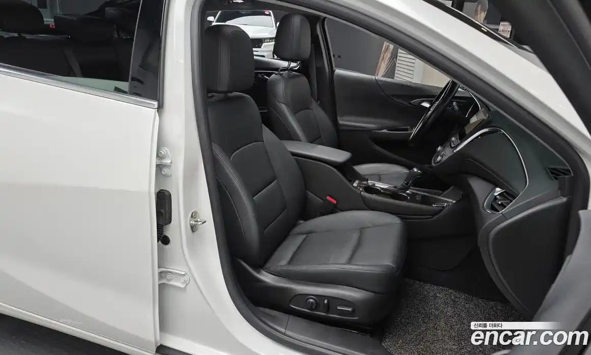 Chevrolet Malibu 2019 2.0 Автомат в Москве № 1291426, фото 12