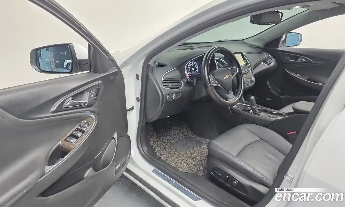 Chevrolet Malibu 2019 2.0 Автомат в Москве № 1291426, фото 10