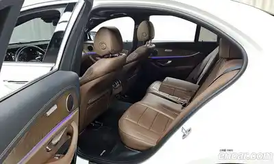Mercedes-Benz E-Class 2021 2.0 гидро в Москве, миниатюра 11