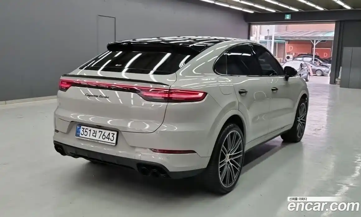 Porsche Cayenne 2023 4.0 гидро в Москве № 1292836, фото 3