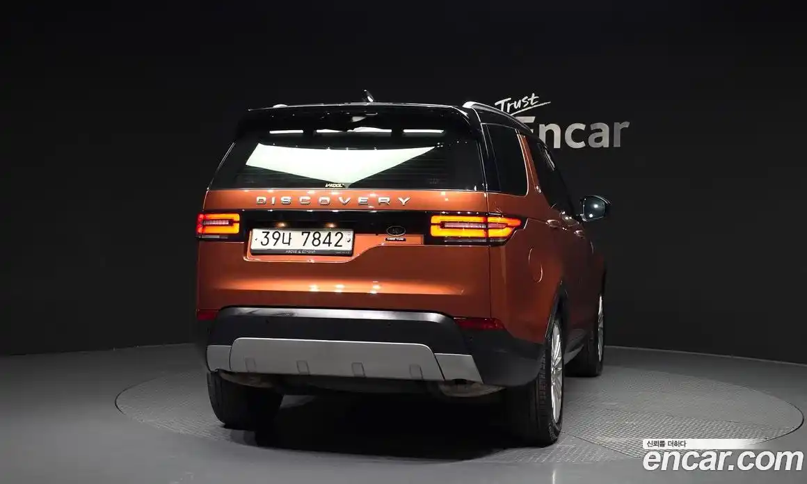 Land Rover Discovery 2018 3.0 гидро в Москве № 1293001, фото 4