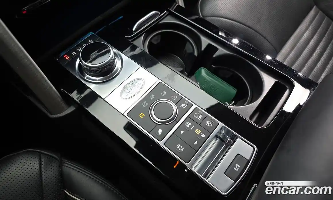 Land Rover Discovery 2018 3.0 гидро в Москве № 1293001, фото 9