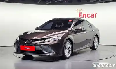 Toyota Camry, 2019