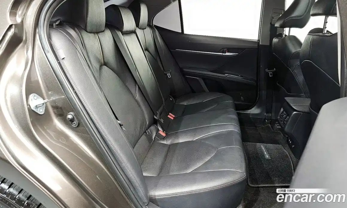 Toyota Camry 2019 2.5 гидро в Москве № 1293585, фото 12