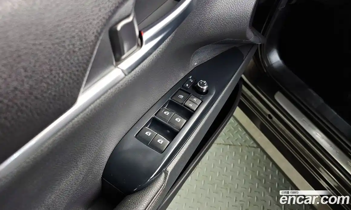 Toyota Camry 2019 2.5 гидро в Москве № 1293585, фото 18