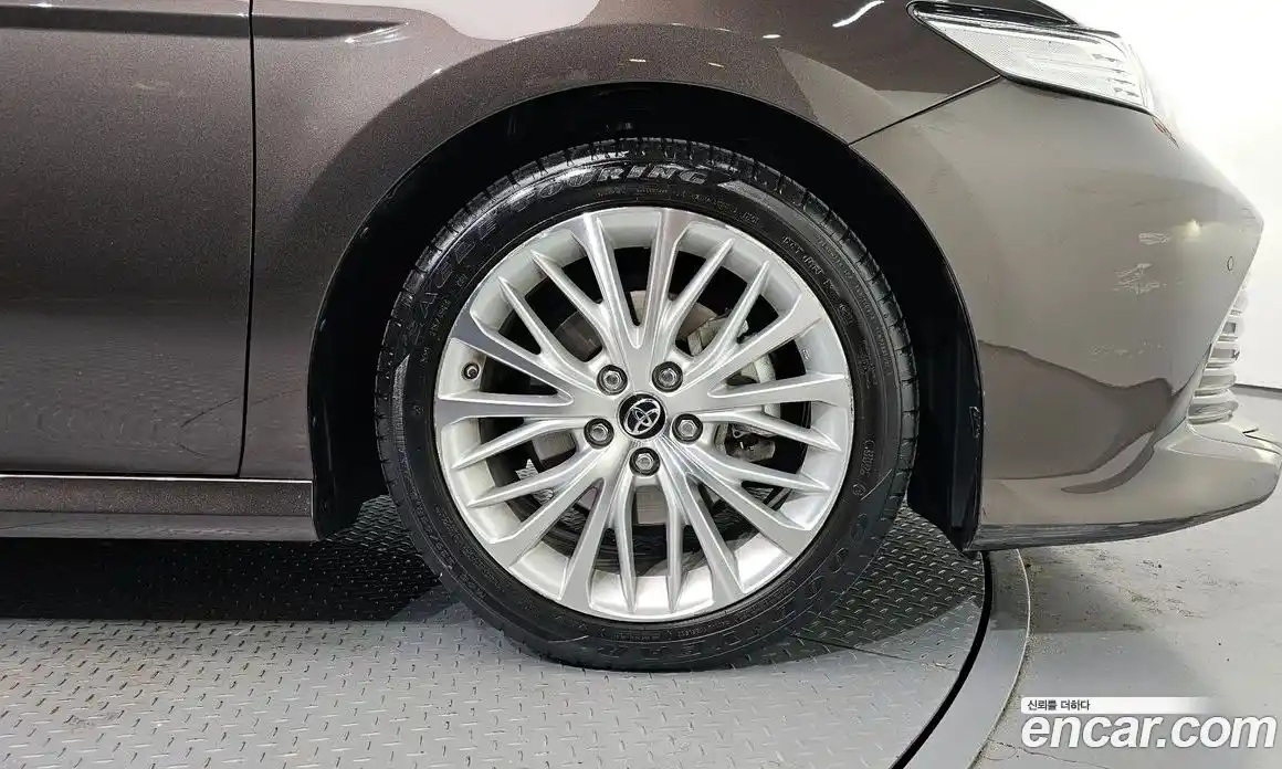 Toyota Camry 2019 2.5 гидро в Москве № 1293585, фото 5