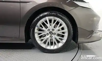 Toyota Camry 2019 2.5 гидро в Москве № 1293585, миниатюра 5