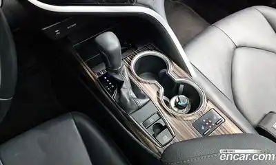Toyota Camry 2019 2.5 гидро в Москве № 1293585, миниатюра 9