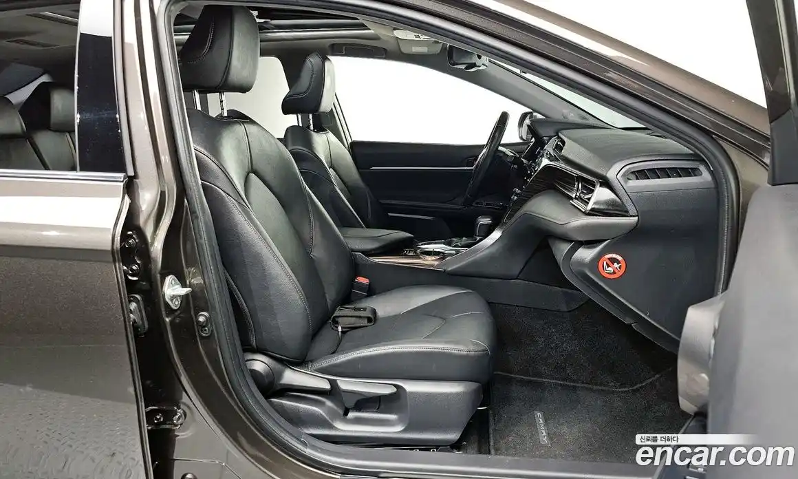 Toyota Camry 2019 2.5 гидро в Москве № 1293585, фото 10