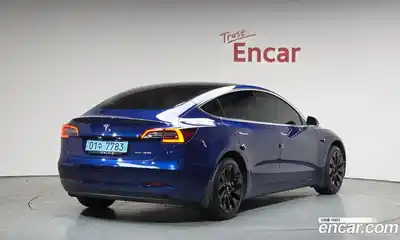 Tesla Model 3, 2020