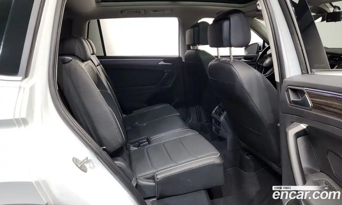 Volkswagen Tiguan 2023 2.0 гидро в Москве № 1293865, фото 12