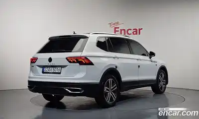 Volkswagen Tiguan 2023 2.0 гидро в Москве № 1293865, миниатюра 2