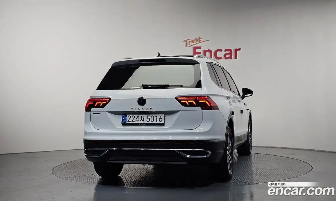Volkswagen Tiguan 2023 2.0 гидро в Москве № 1293865, фото 4