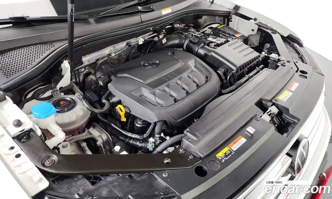 Volkswagen Tiguan 2023 2.0 гидро в Москве № 1293865, фото 6