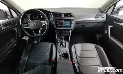 Volkswagen Tiguan 2023 2.0 гидро в Москве № 1293865, миниатюра 7