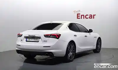 Maserati Ghibli 2018 3.0 гидро в Москве № 1295042, миниатюра 2