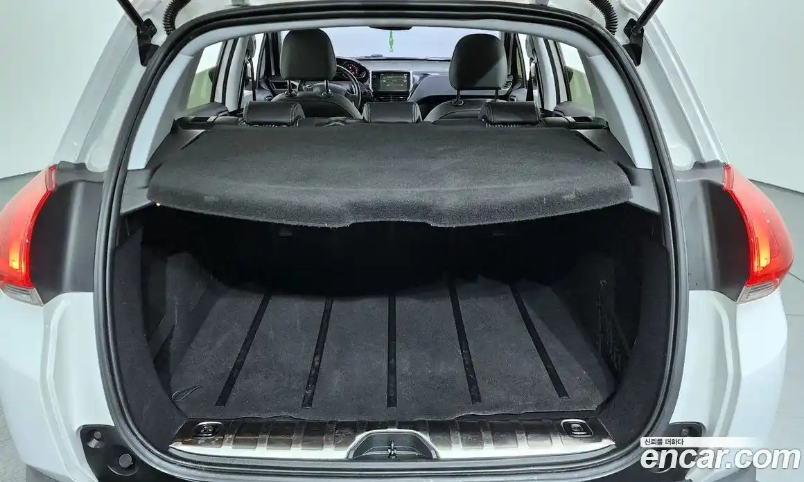 Peugeot 2008 2015 1.6 гидро в Москве № 1295147, фото 20