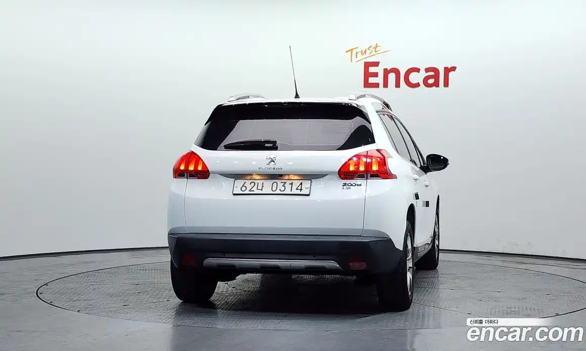 Peugeot 2008 2015 1.6 гидро в Москве № 1295147, фото 4