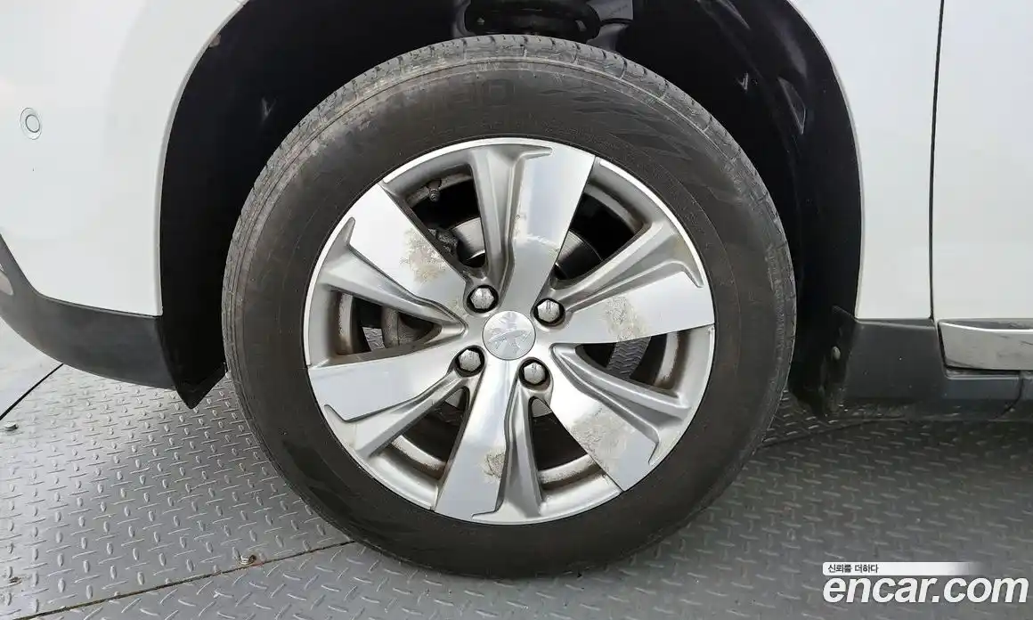 Peugeot 2008 2015 1.6 гидро в Москве № 1295147, фото 5