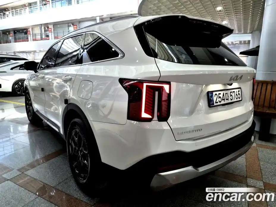 Kia Sorento 2024 1.6 гидро в Москве № 131877, фото 6