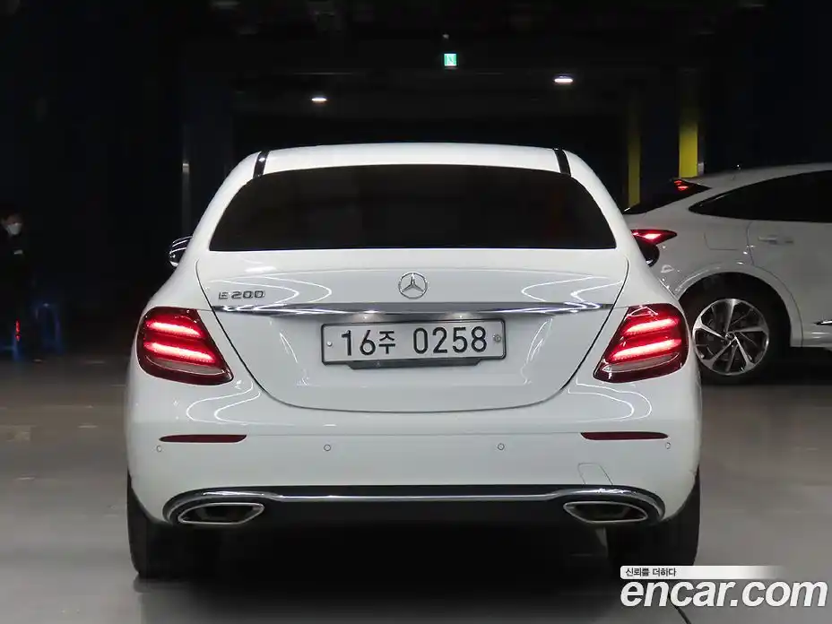 Mercedes-Benz E-Class 2016 2.0 гидро в Москве № 161521, фото 4