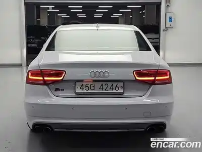 Audi S8 2013 4.0 гидро в Москве № 163820, миниатюра 3