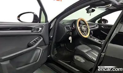 Porsche Macan 2015 3.0 гидро в Москве № 165416, миниатюра 11