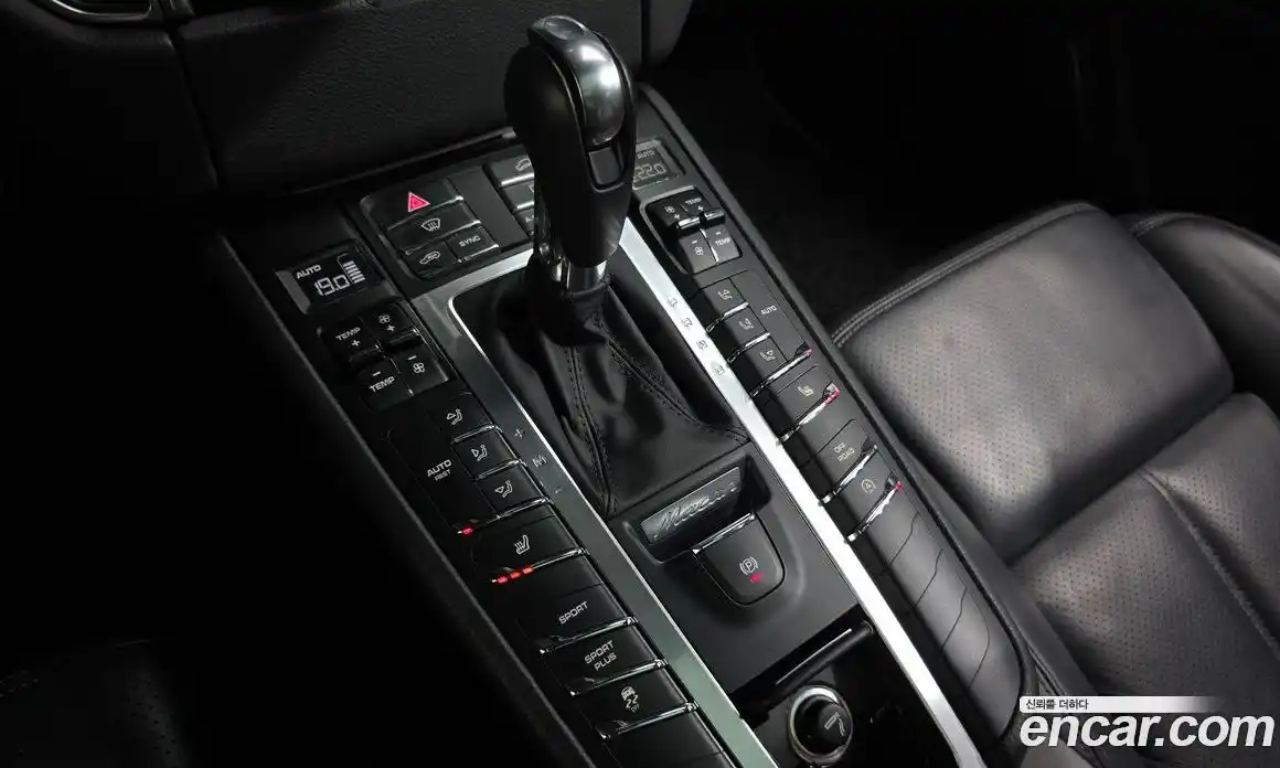 Porsche Macan 2015 3.0 гидро в Москве № 165416, фото 9