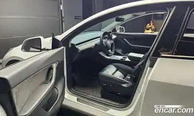 Tesla Model Y 2022 0.2 гидро в Москве № 167626, миниатюра 11