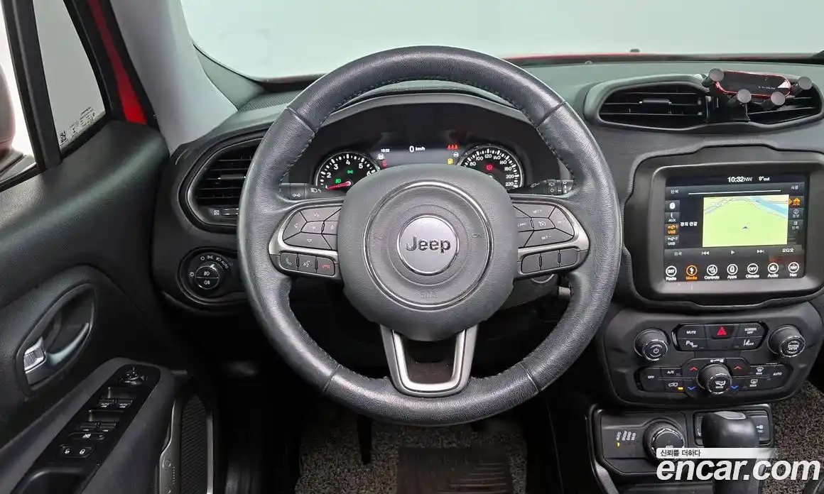 Jeep Renegade 2019 2.4 гидро в Москве № 169716, фото 13