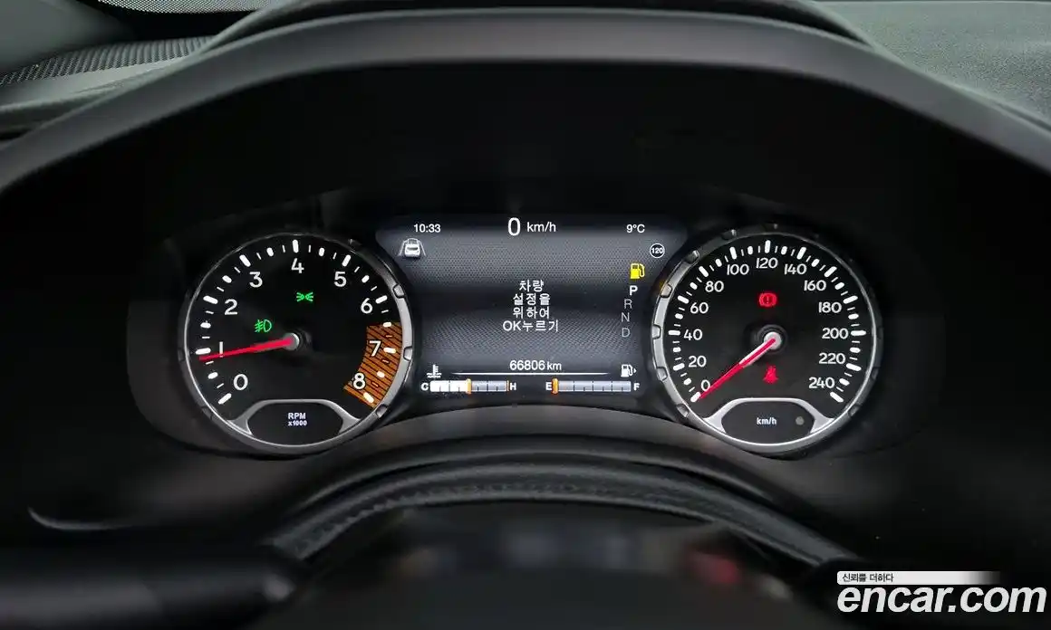 Jeep Renegade 2019 2.4 гидро в Москве № 169716, фото 8