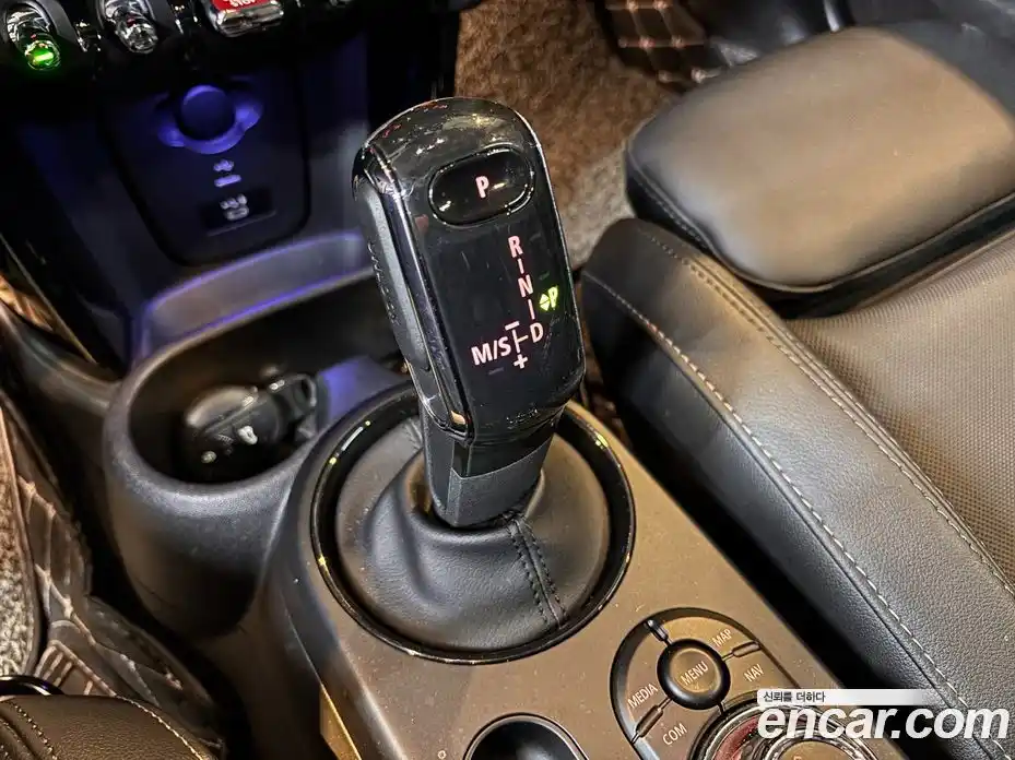 Mini Cooper 2022 2.0 гидро в Москве № 179146, фото 9