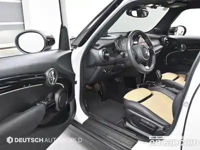 Mini Cooper 2023 2.0 гидро в Москве № 182387, миниатюра 11